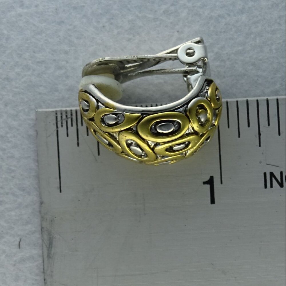 Gold & Silver-Tone Clip-On Earrings With Oval Pattern Design - Picture 3 of 3